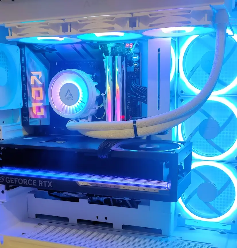 Montaje Hardware AMD Intel Gaming PC Atocha Atocha PC - Montaje Hardware AMD Intel Gaming PC Atocha